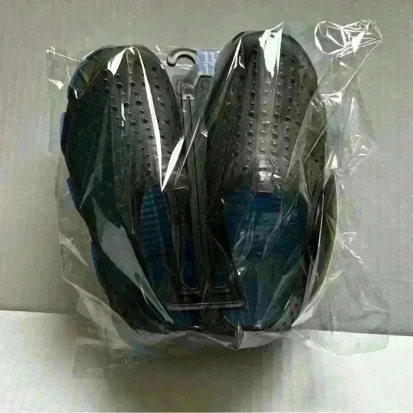 BNWT Size 11-12 George Big Boys' Neil Water Beach Swim Water Shoes Blue Slip On - Picture 11 of 11